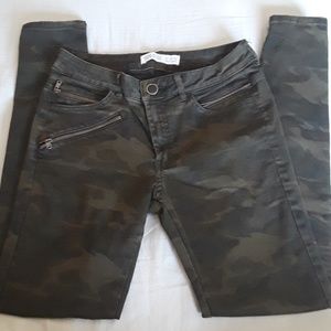 ZARA Basic Camo Denim Jeans